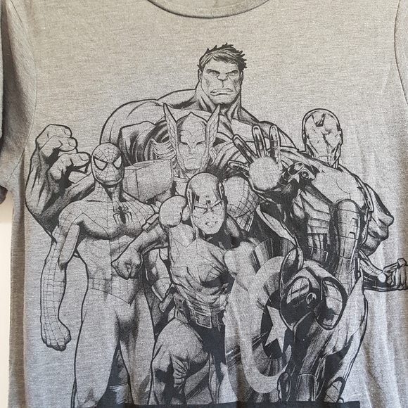 Gold Marvel print tee, Avengers Spiderman t-shirt - Picture 2 of 5